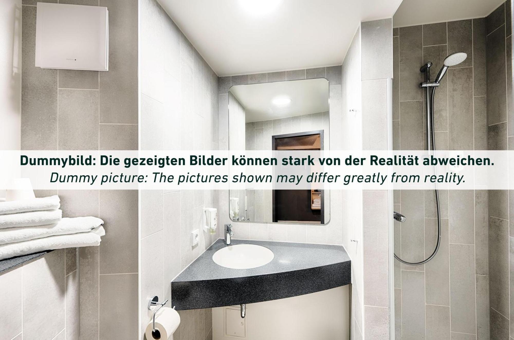 B&B Hotel Wismar Exterior photo